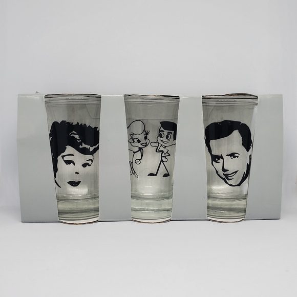 I Love Lucy shot glasses - Picture 1 of 3